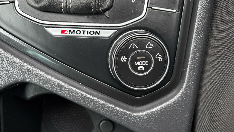 Volkswagen Tiguan 2.0 TSi 180 4Motion R-Line 5dr DSG Petrol Estate